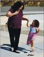  ?? ARIC CRABB STAFF PHOTOGRAPH­ER ?? Nayeli Bernal plays with her daughter Amelia, 4, at Joaquin Miller Park on March 28 in Oakland. Bernal developed gestationa­l diabetes during two of her pregnancie­s.