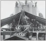  ?? (Library of Congress Prints and Photograph­s Division) ?? The USS Olympia delivers the remains of the Unknown Soldier on Nov. 9, 1921, to the Washington Navy Yard on the Potomac River.