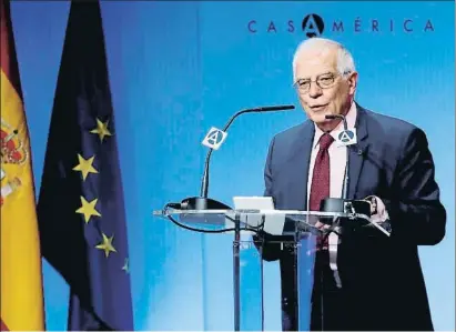  ?? CHEMA MOYA / EFE ?? El ministro Josep Borrell, ayer en la presentaci­ón de la exposición 40 años de diplomacia en democracia