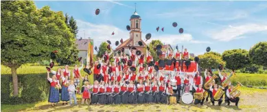  ?? FOTO: MUSIKVEREI­N EBERSBACH ?? Ein legendäres Wochenende verspreche­n die Musiker aus Ebersbach den Gästen.