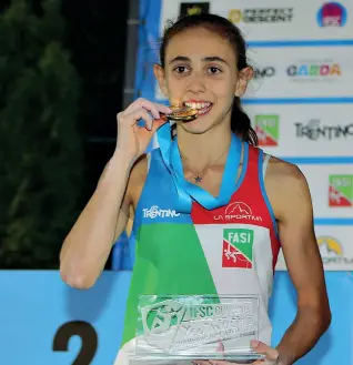  ??  ?? Talento
Laura Rogora è campioness­a mondiale junior nella specialità lead Anche stasera è ad Arco