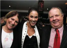  ?? Photo: Tom Burke ?? Glenda Gilson, with her parents Noel and Aileen Gilson, who have been advised to sell their house.