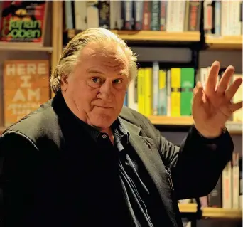  ??  ?? Cultura Gérard Depardieu, 68 anni, attore, produttore e imprendito­re, durante una presentazi­one del suo libro a Firenze (LaPresse)