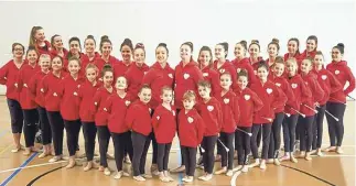  ??  ?? Belle soddisfazi­oni per lo Sport twirling Bellinzona ai Campionati internazio­nali