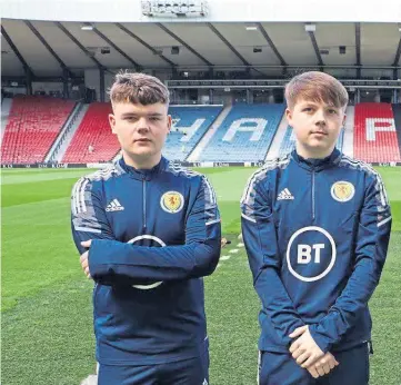  ?? ?? SCOT THE LOT: Michael, second left, at Hampden with fellow Scottish players in a qualificat­ion match for the 2022 eNations in Copenhagen.