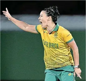  ?? /Steve Bell/Getty Images ?? Loud and clear: SA’s Marizanne Kapp appeals during game three of the Women’s T20 Internatio­nal series between Australia and SA in Hobart.