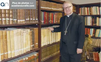  ??  ?? Sur les réseaux sociaux, les critiques sont vives sur la manière dont l’évêque, Mgr Daniel Jodoin, administre le diocèse et des internaute­s ne se gênent pas pour écrire qu’il devrait retourner au Québec. - Archives