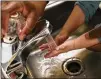  ?? ALYSSA POINTER / ALYSSA.POINTER@AJC.COM 2018 ?? Proper hand washing is essential in combating the coronaviru­s.