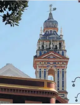  ?? . ?? La torre. de 1762, está atribuida a Ambrosio de Figueroa.