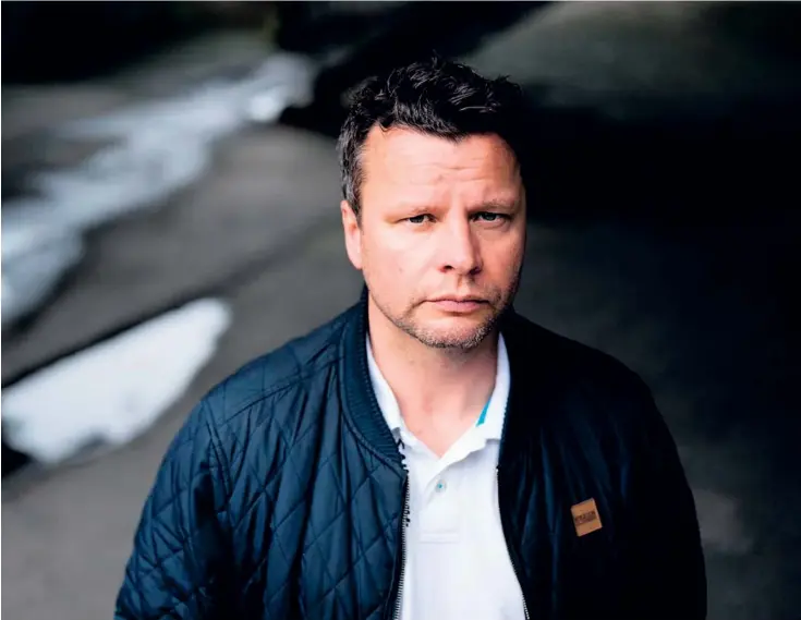  ?? BILD: DANIEL STILLER ?? Tony Larsson var tidigare klubbchef i RIK. Han berättar att Loves självmord påverkade klubben djupt. Nu vädjar han till politikern­a om stöd för att kunna motverka psykisk ohälsa.