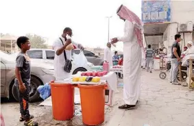  ??  ?? باعة سوبيا في الرياض (تصوير: محمد الشهري)