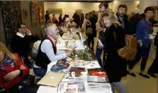  ?? (Photo archives Monaco-Matin) ?? Une centaine d’auteurs étaient attendus les  et  avril, à la salle du quai Antoine-Ier.