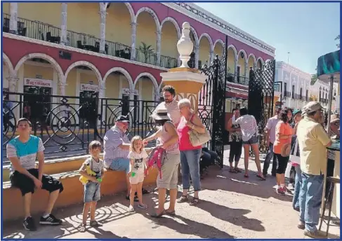  ??  ?? Playa Bonita de nueva cuanta fue el lugar más visitado por los turistas durante la Semana Santa