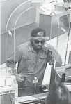  ?? FBI/COURTESY ?? This surveillan­ce image shows a robbery Tuesday at the Chase Bank branch in Miami-Dade County.