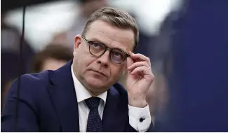  ?? ?? Le Premier ministre finlandais Petteri Orpo a été sévèrement critiqué par les eurodéputé­s de gauche