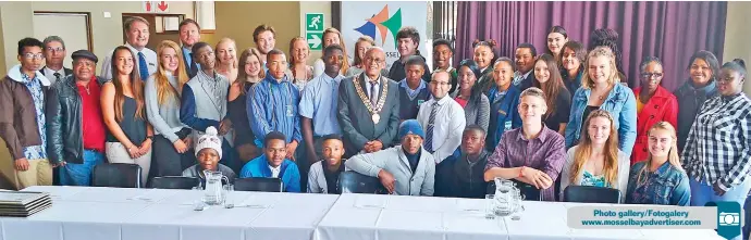  ??  ?? The crème de la crème of the 2018 matrics from the various high schools in the greater Mossel Bay area on Wednesday received merit awards from the executive mayor, Alderman Harry Levendal.