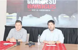  ?? ?? Guillermo Sisul, vicepresid­ente primero de la Asociación de Criadores Brangus del Paraguay, con José Chagra, vicepresid­ente segundo del gremio Brangus, ayer en la rueda de prensa para la presentaci­ón del congreso de la raza.