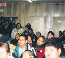  ?? CONTRIBUTE­D ?? A group is gathered at the Eskasoni community hall in 1999 for its annual Christmas telethon.