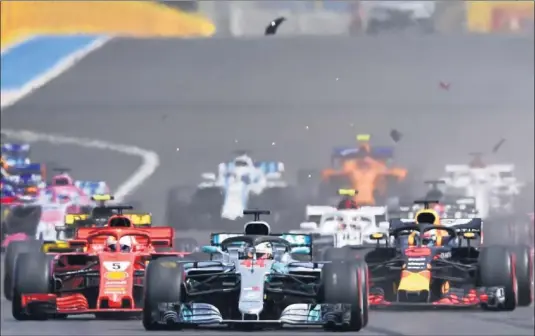  ??  ?? DOMINIO. Solo Ferrari, Mercedes y Red Bull, tres equipos de diez, tienen acceso a las victorias, pero al menos están siendo de lo más disputadas.