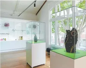  ?? ?? The work of 59 glass artists from around New Zealand is on display at the Sarjeant’s gallery above the i-Site in Taupō Quay.