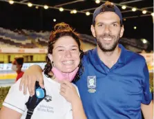  ?? STEFANO PALAZZO ?? Vito D’Onghia, 35 anni, con Benedetta Pilato