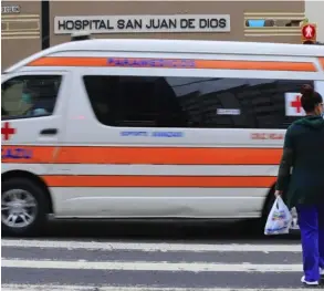  ?? RAFAEL PACHECO ?? Dos de los heridos falleciero­n al llegar al Hospital San Juan de Dios en el centro de San José, informó el OIJ.