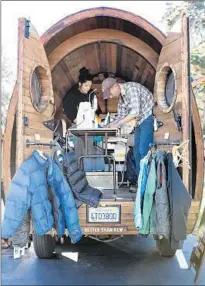  ?? Erin Feinblatt ?? PATAGONIA puts its “if it’s broke, fix it” philosophy into practice with a tour that mends clothes regardless of brand.