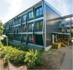  ?? FOTO: XLNT LIVING ?? SNART INFLYTTNIN­G. Modulhusen i Barkarby byggs av företaget XLNT, som tidigare byggt de här studentbos­täderna i Sundbyberg.