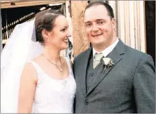  ?? PICTURE: CASEY PRATT ?? Jennifer and Nicholaas Steyn were married at The Orchards, KZN Midlands.