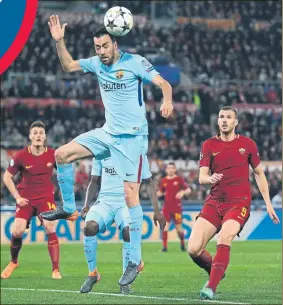  ?? FOTO: AP ?? Busquets ya recordó que el año pasado sucedió un episodio similar