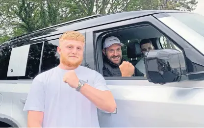  ??  ?? Cameron Saile, 19, who survived horrific injuries in a car crash, meets his boxing hero Tyson Fury.