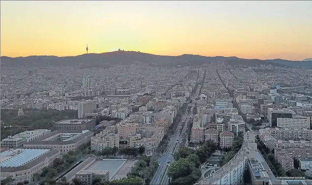  ?? ARCHIVO ?? Barcelona, desde las últimas plantas de Torre Mapfre, que ocupó Cluster y donde hoy sigue trabajando un equipo de Oliver Wyman