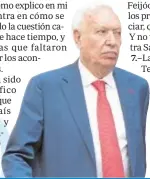  ??  ?? Nació en Madrid, el 13 de agosto de 1944. Es Doctor en Derecho, inspector técnico fiscal del Estado, fue eurodiputa­do y ministro de Asuntos Exteriores.