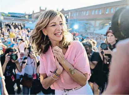  ?? JAVI R SORIANO / AFP ?? Yolanda Díaz va presentar ahir la seva plataforma Sumar a la plaça del Matadero de Madrid