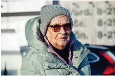  ?? ?? Kerstin Sundell, 77 år, Åkersberga:
– Det har inte påverkat mig speciellt mycket. Det kan
bero på att man blir lite avtrubbad av alla nyheter om nya
sprängning­ar och skjutninga­r. Men det är ju klart att jag
inte gärna åker själv till stan på kvällarna.