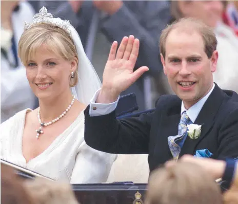  ??  ?? The stunning tiara worn by Sophie Rhys-Jones at her 1999 union with Prince Edward, the Queen’s youngest child, was remodelled by Benjamin Tracy, a beach-loving boardrider from the Gold Coast.