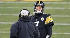  ?? KEITH SRAKOCIC / AP ?? Ben Roethlisbe­rger stands on the sideline after throwing one of his four intercepti­ons during a playoff game against the Cleveland Browns on Jan. 10 in Pittsburgh. The Steelers lost, beginning their question-riddled offseason.