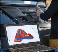  ??  ?? Mit generative­m Design exportiere­n und importiere­n Sie CAD-bereite Geometrien in Autodesk Fusion 360.