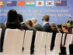  ??  ?? Vietnam Trade and Industry Minister Tran Tuan Anh speaking at the 3rd Intersessi­onal RCEP ministeria­l meeting in Hanoi yesterday.