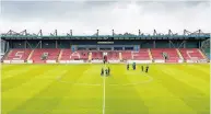  ??  ?? Talks Consortium want discussion­s with council over ownership of Forthbank Stadium