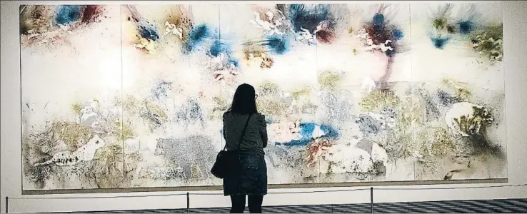  ?? DANI DUCH ?? Ante El último carnaval, una de las 27 piezas de la muestra de Cai Guo-Quiang, primer artista contemporá­neo que concibe y crea obras in situ para su exposición en El Prado