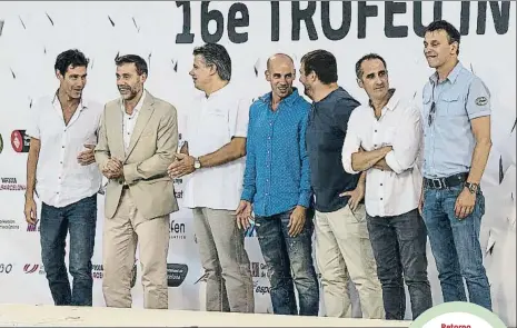  ?? PERE PUNTÍ / MUNDO DEPORTIVO ?? Miki Oca, Jordi Sans, Josep Picó, Dani Ballart, Rubén Michavila, Marco Antonio González y Sergi Pedrerol volvieron al podio de las
Picornell