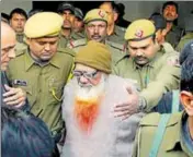  ?? HT PHOTO ?? Syed Abdul Karim alias Tunda’s involvemen­t is suspected to be in at least 40 bomb blast cases across the country, including the 1993 Mumbai train blasts.