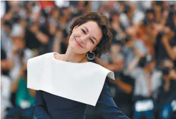  ?? ALBERTO PIZZOLI AGENCE FRANCEPRES­SE ?? Jeanne Balibar l’actrice lors de la présentati­on du film Barbara au Festival de Cannes en 2017