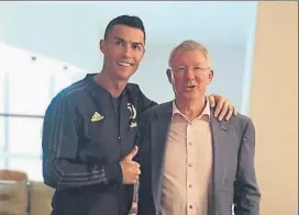  ?? FOTO: TWITTER ?? Cristiano Ronaldo, junto a Sir Alex Ferguson El luso coincidió con su extécnico