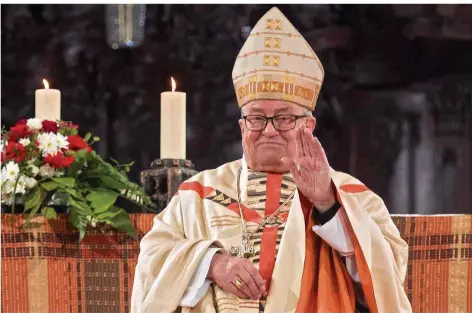  ?? FOTO: ENDERLEIN/IMAGO ?? An seinem 80. Geburtstag gab der langjährig­e Mainzer Bischof Kardinal Karl Lehmann sein Amt ab und verabschie­dete sich von den Gläubigen.