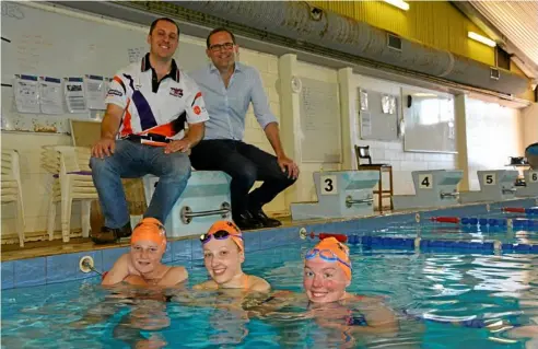  ?? Photo: Tobi Loftus ?? SWIMMING: Calling for more community support are (back, from left) Robert Michel and David Janetzki with (front, from left) Jack Hollist, Samantha Joyce and Madeline Lynch.