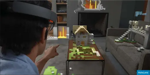  ??  ?? HoloLens