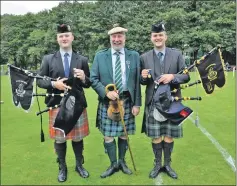  ?? 16_T35_Argyllshir­e Gathering_07 ?? Left to right, silver medal winner Cameron Macdougall, piping steward Torquil Telfer, and gold medallist Craig Sutherland.