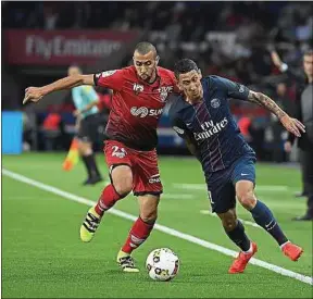  ??  ?? Malgré la défaite 3-0 à Paris, Chafik n’avait pas été subjugué par Di Maria.